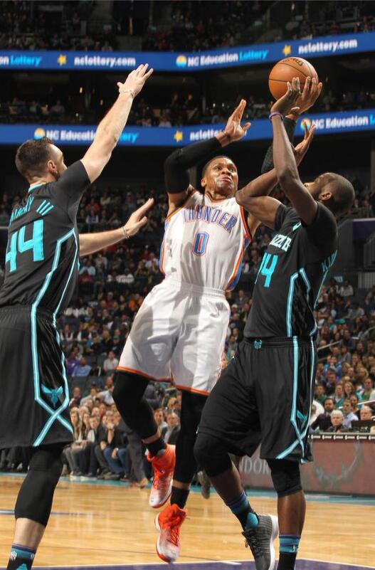 士的比赛中 士的比赛中