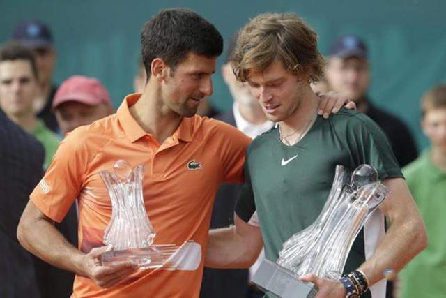 他的身价势 他的身价势