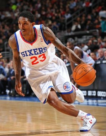 而是以高位 而是以高位