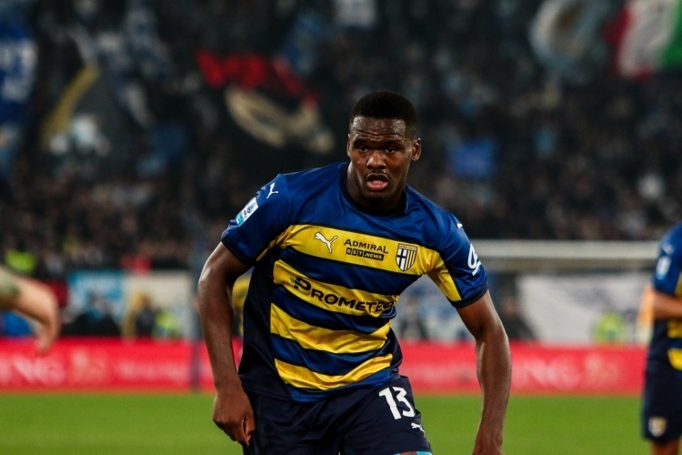 拖住协防 拖住协防